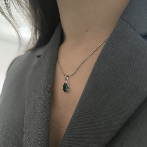 Серебряная подвеска с агатом 1.161ct, фианитами