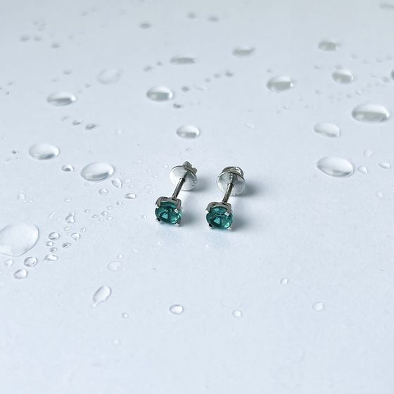 Silver earrings with aquamarine nano