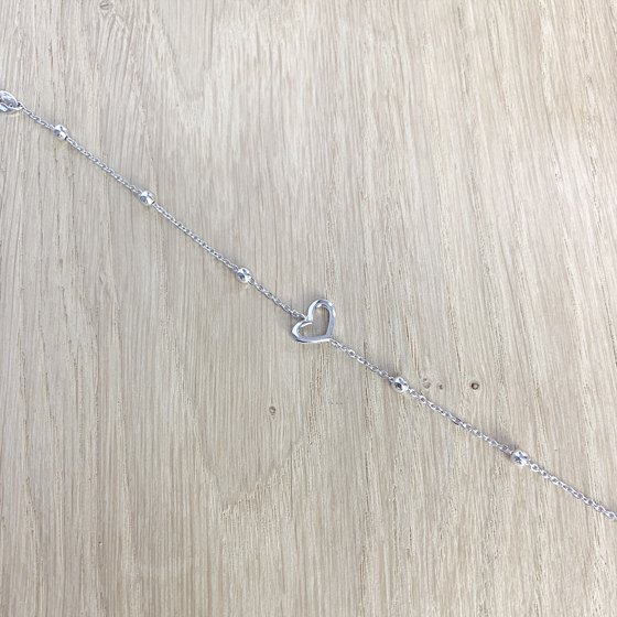 Silver bracelet without stones