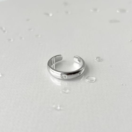 Silver Ring with Fianites