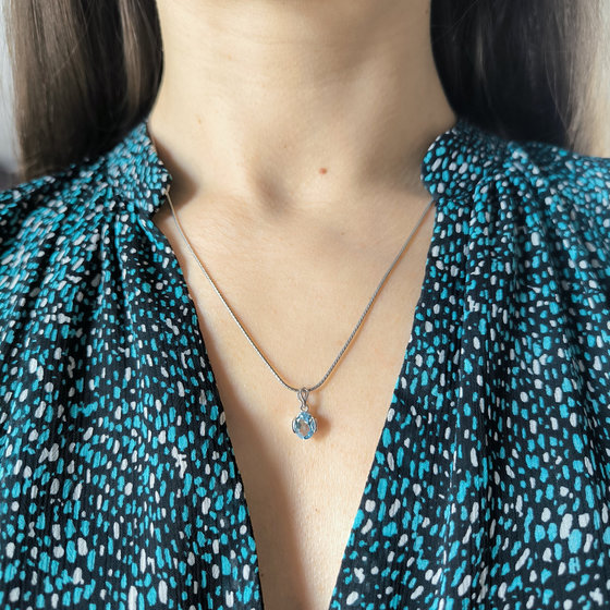 Silver pendant with topaz 1.442ct