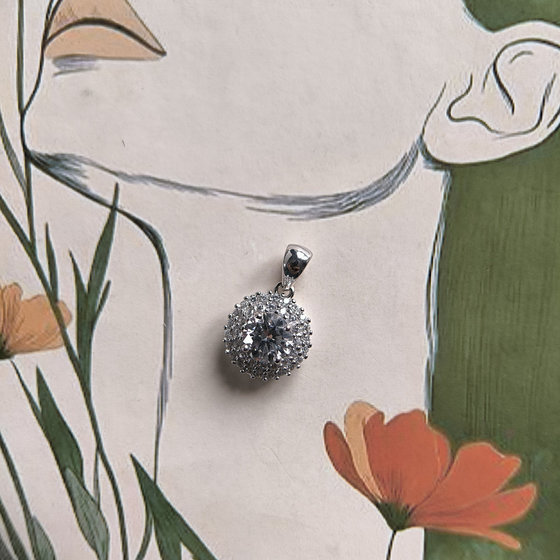Silver pendant with cubic zirconia