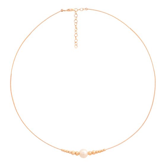 Gold necklace with pearls
