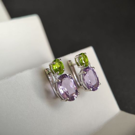 Серебряные серьги с аметистом, хризолітом