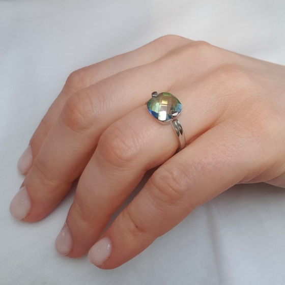 Серебряное кольцо с мистик топазом 3.45ct