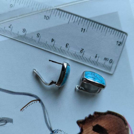 Silver earrings with turquoise