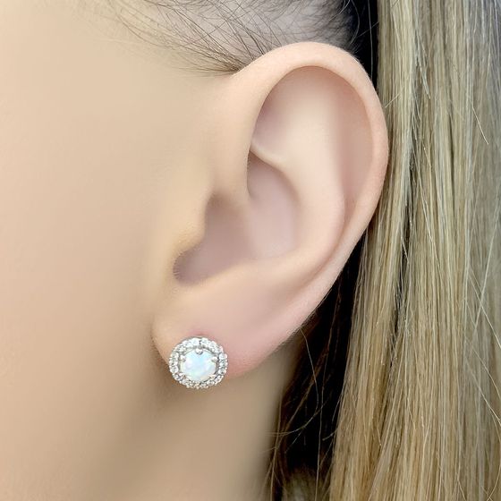 Silver earrings with opal
