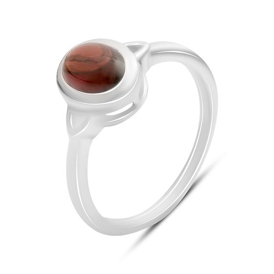 Silver ring with garnet nano