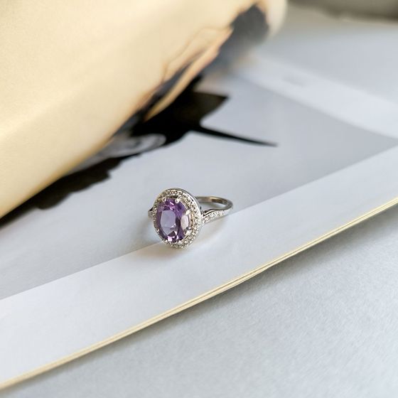 Silver ring with amethyst 2.627ct