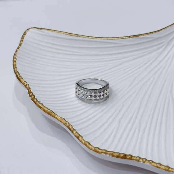 Silver Ring with Fianites