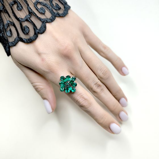 Silver ring with agate