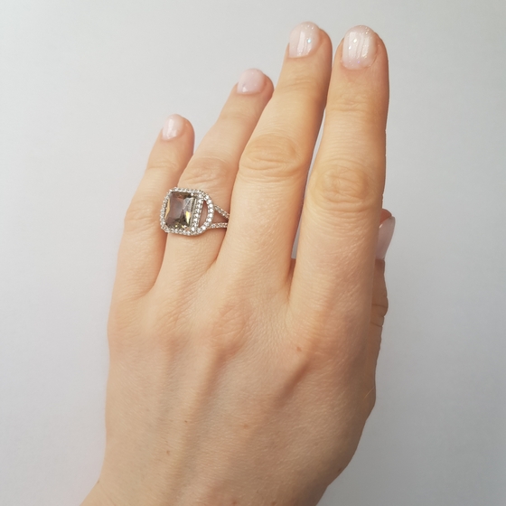 Серебряное кольцо с мистик топазом 3.74ct