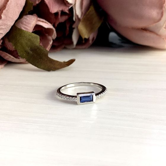 Silver ring with a 0.535-carat nano sapphire