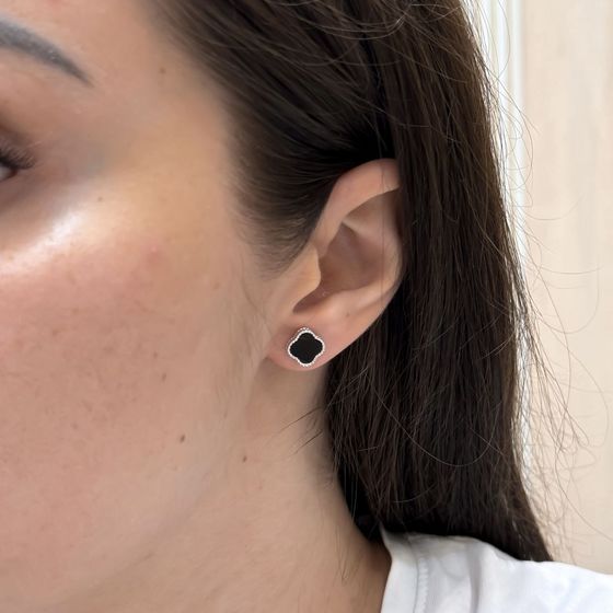Silver earrings with onyx