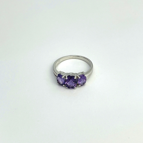 Silver ring with amethyst