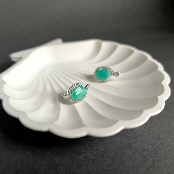 Sterling silver earrings with emerald 6.075ct, phianites