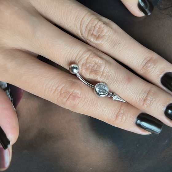 Silver piercing with phianites