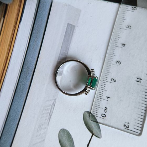 Silver ring with agate, 1.848 ct