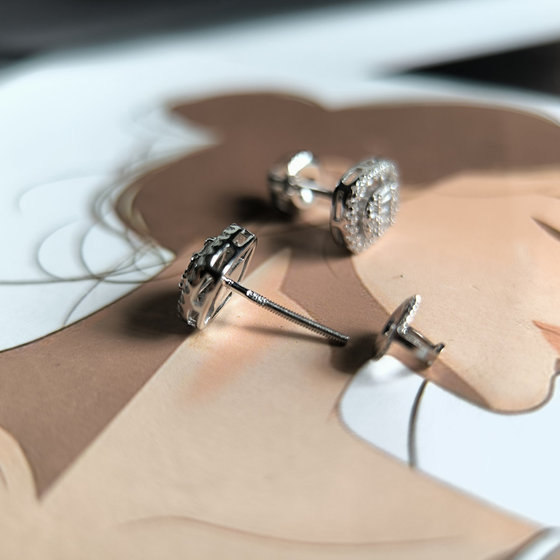 Silver earrings with cubic zirconia