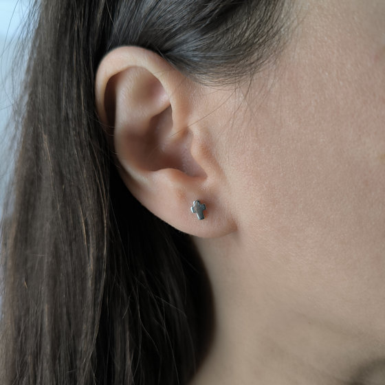 Silver earrings without stones