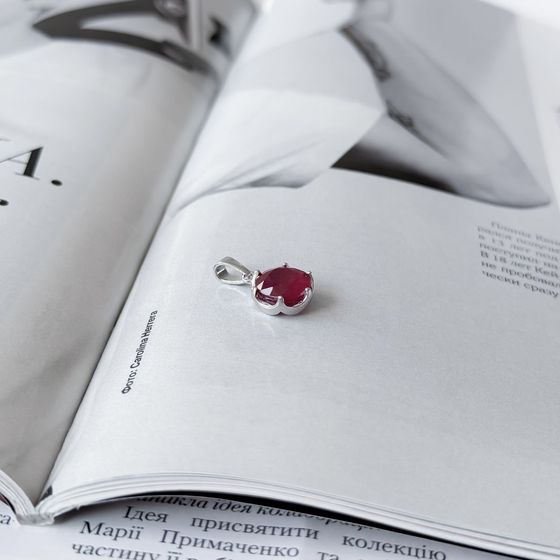 Серебряная подвеска с рубином 3.925ct