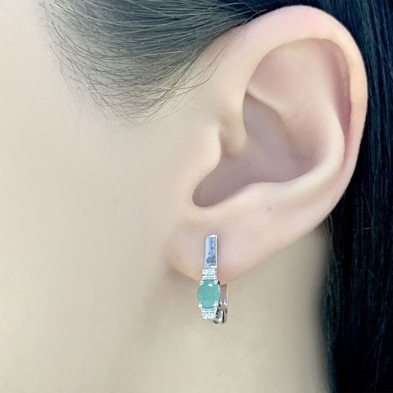 Серебряные серьги с изумрудом 0.746ct