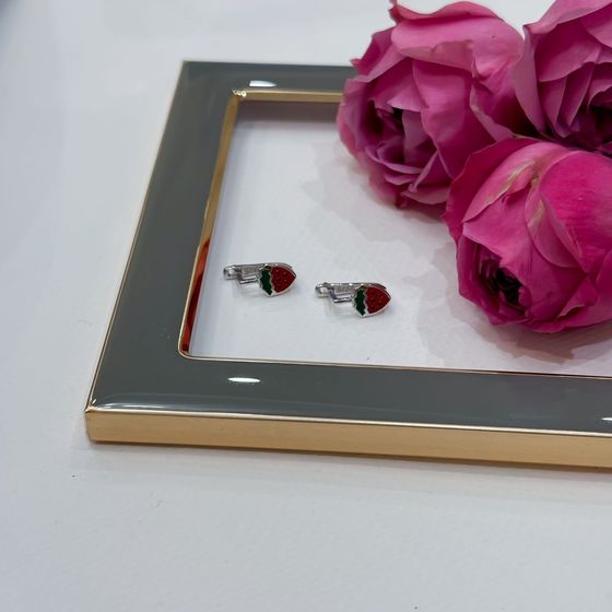 Silver earrings with yemallu