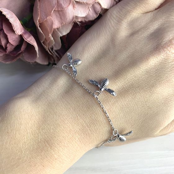 Silver bracelet without stones