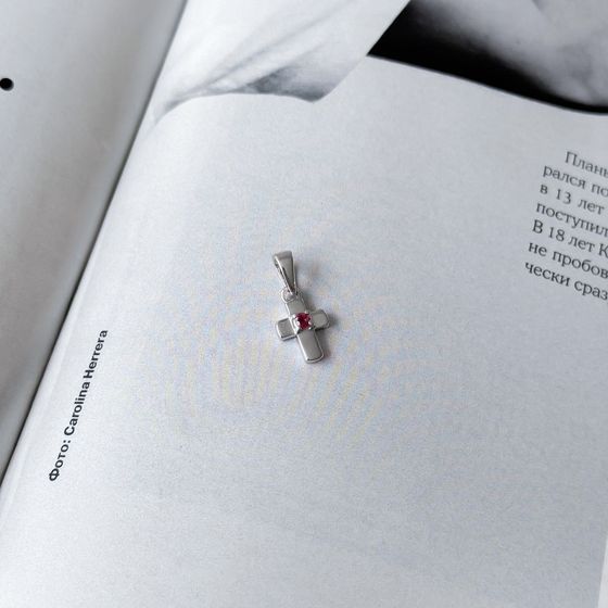 Срібний хрестик з рубіном 0.055ct