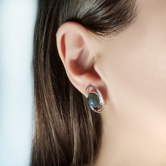 Silver earrings with 6.475ct