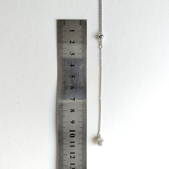 Silver necklace with pearls