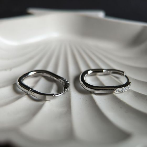 Silver Earrings with Fianites