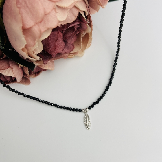 Silver necklace with spinel