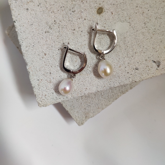 Silver Earrings with Pearls