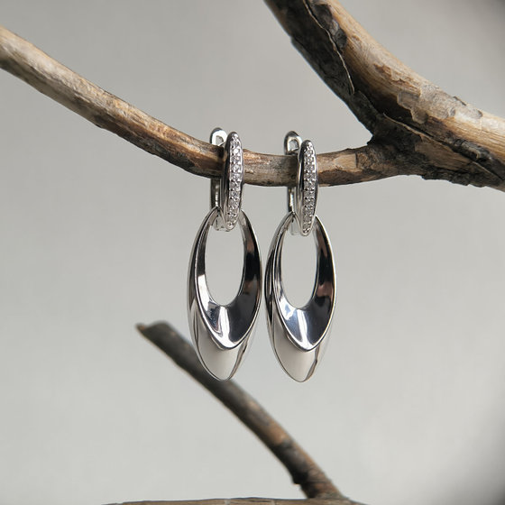 Silver earrings with cubic zirconia