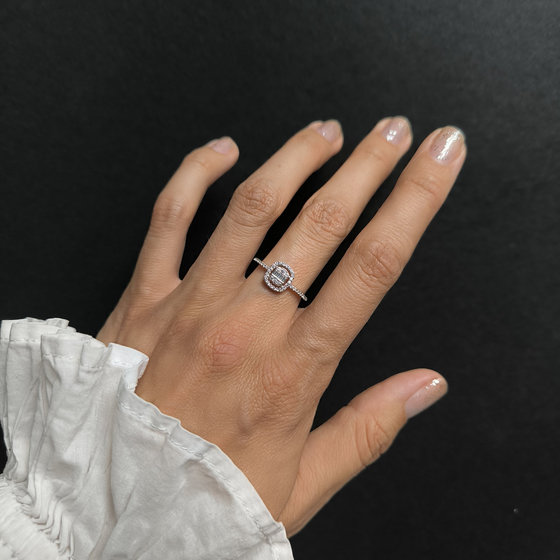 Silver ring with cubic zirconia