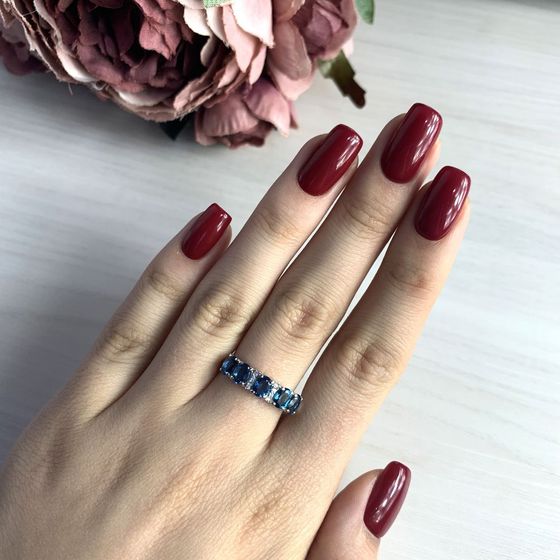 Серебряное кольцо с топазом Лондон Блю