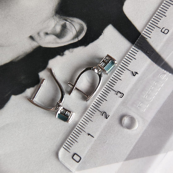 Срібні сережки з топазом Лондон Блю 1.267ct