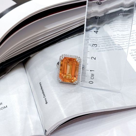Срібна каблучка із золотим кварцом 15.478ct, фіанітами