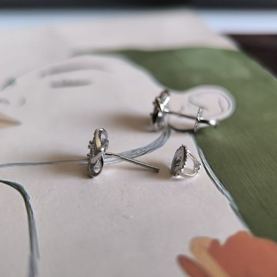 Silver Earrings with Fianites