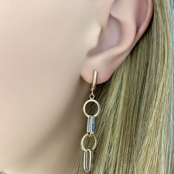 Gold earrings without stones