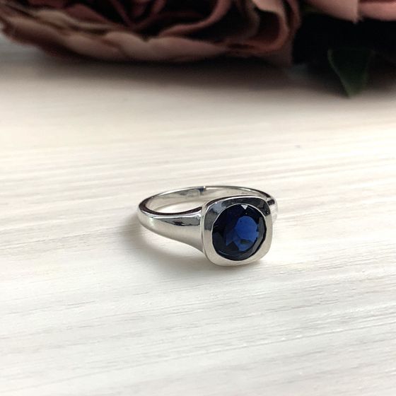 Silver ring with sapphire nano 1.577ct