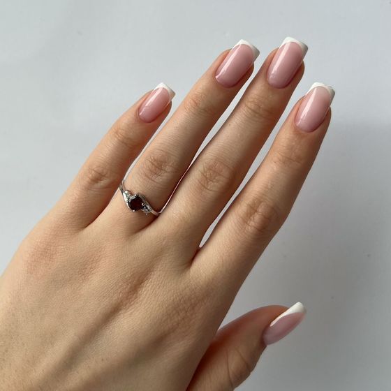 Silver ring with garnet 0.656ct