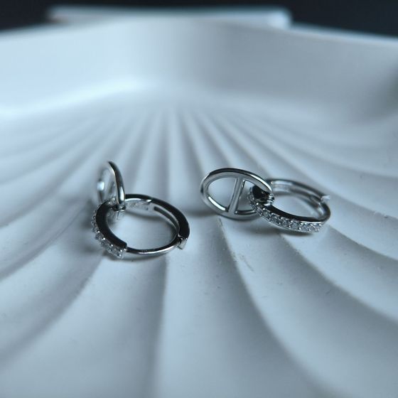 Silver Earrings with Fianites