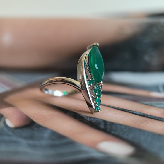 Серебряное кольцо с агатом 1.645ct