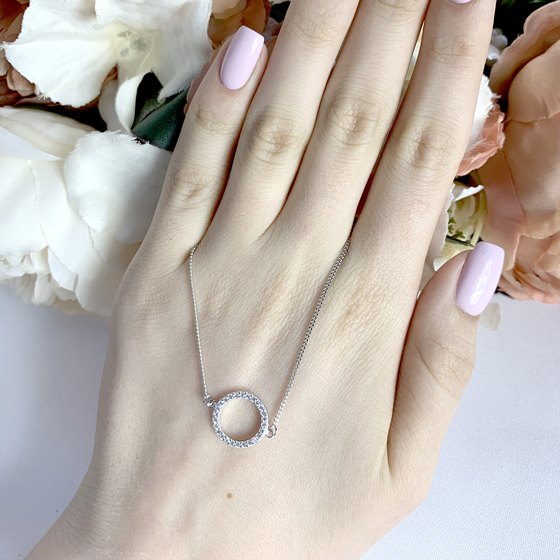 Silver necklace with phianites