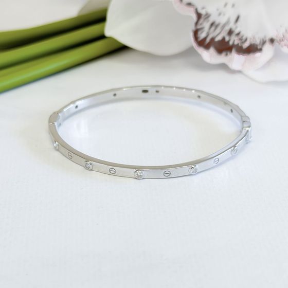 Silver bracelet with phianites