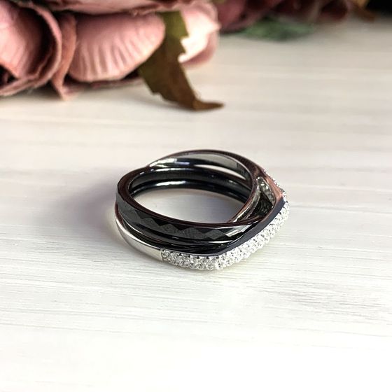 Silver ring with ceramics