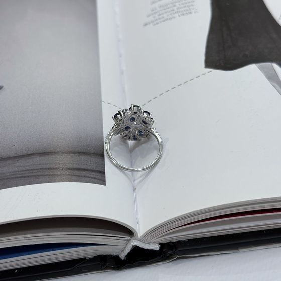Срібна каблучка з сапфіром 3.66ct
