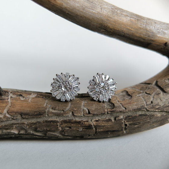 Silver Earrings with Fianites